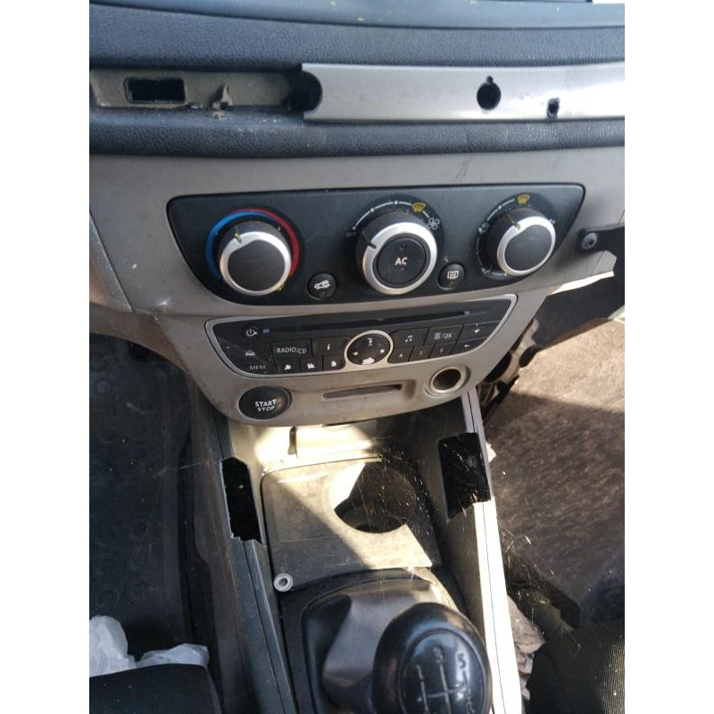 Retroviseur droit RENAULT MEGANE 3 Photo n°9