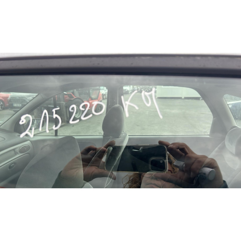 Poignee porte avant gauche RENAULT SCENIC 1 Photo n°13