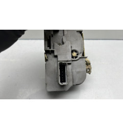 Serrure avant droit PEUGEOT 307