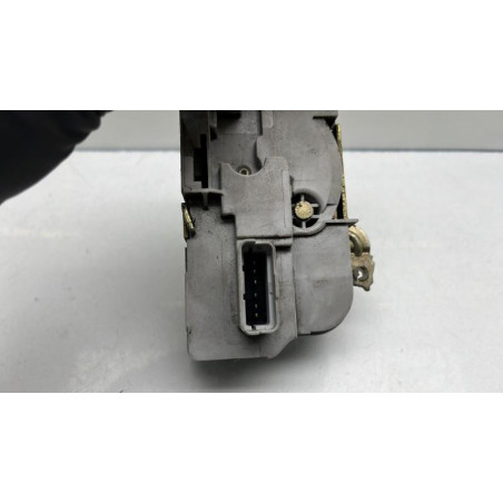 Serrure avant droit PEUGEOT 307