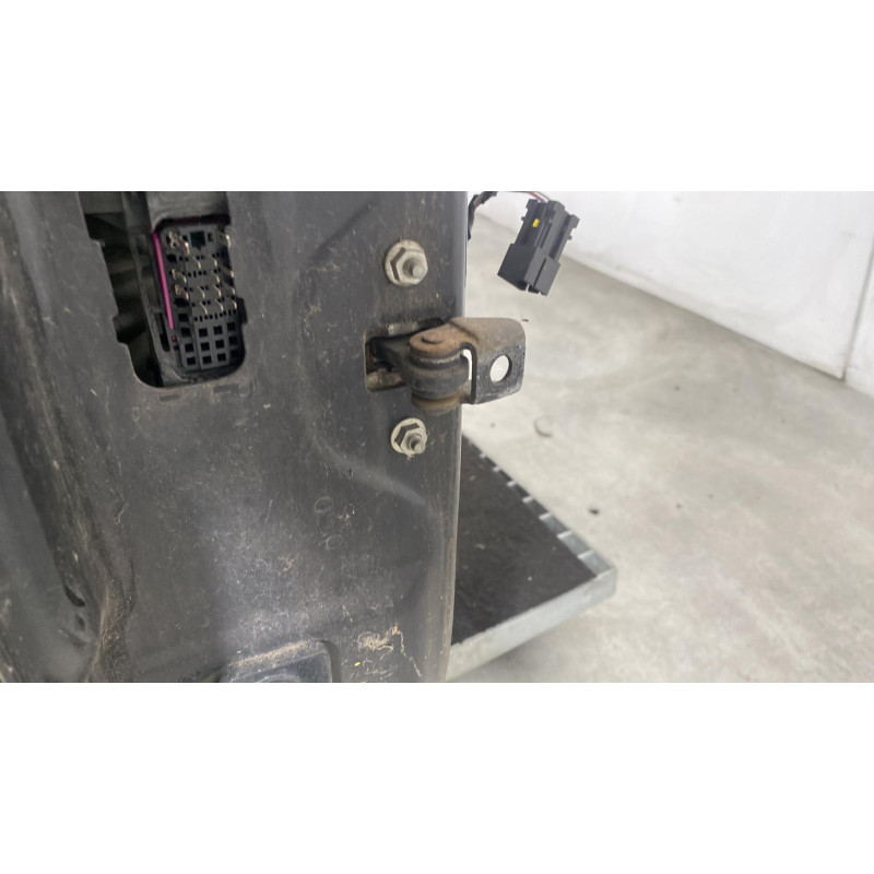 Porte avant droit OPEL CORSA D Photo n°7