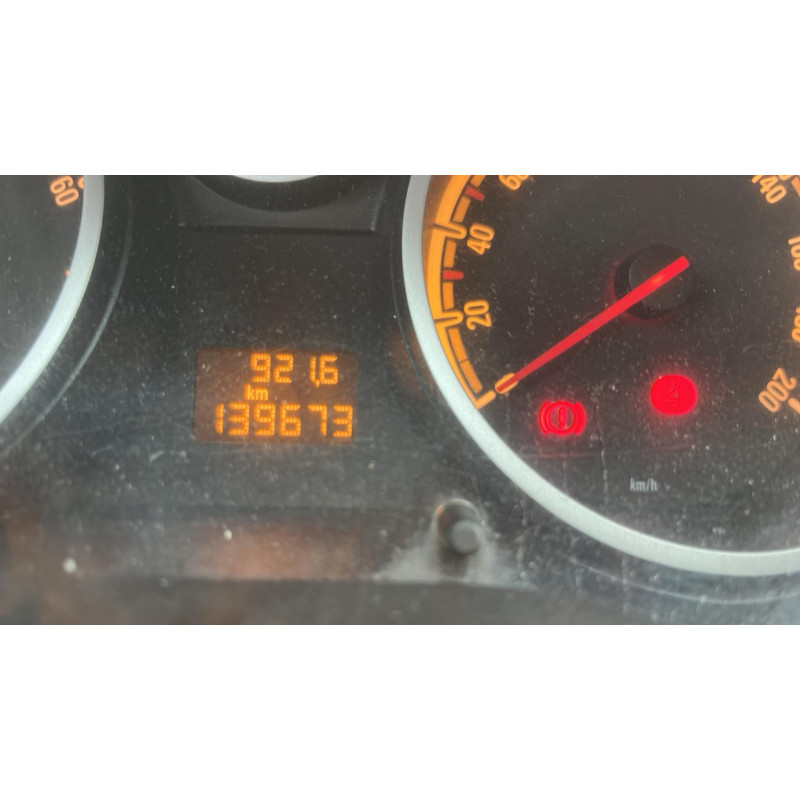 Compresseur clim OPEL CORSA D Photo n°5