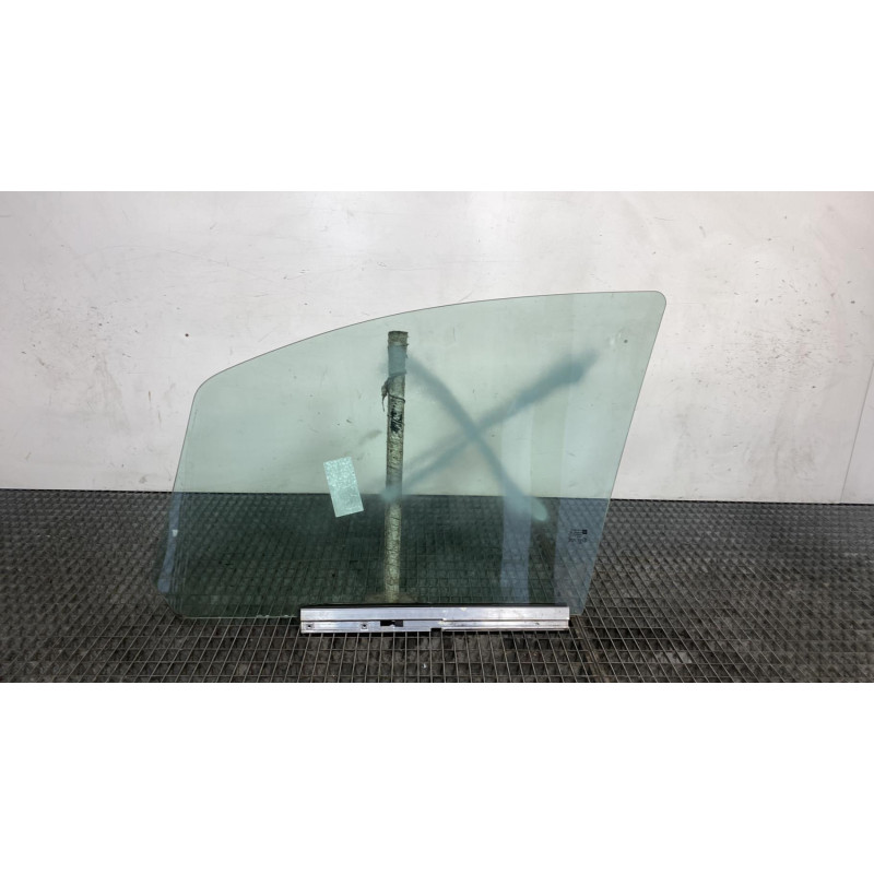 Vitre avant droit OPEL ZAFIRA B Photo n°5