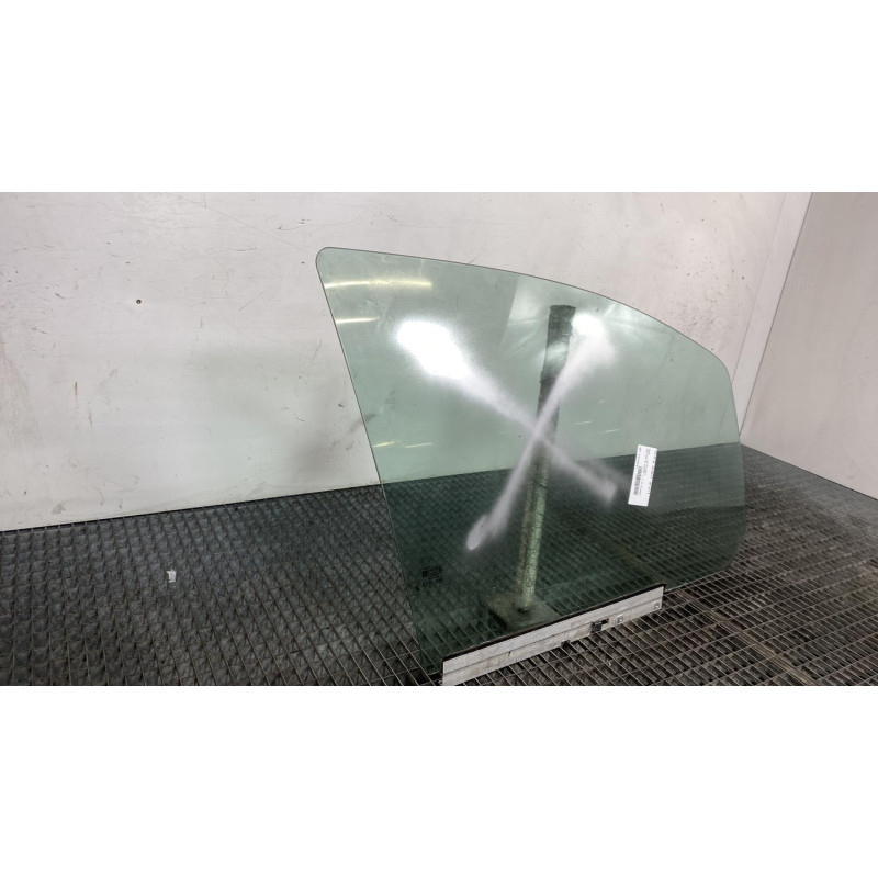 Vitre avant droit OPEL ZAFIRA B Photo n°6