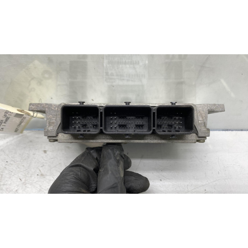 Calculateur moteur CITROEN C4 1 Photo n°3