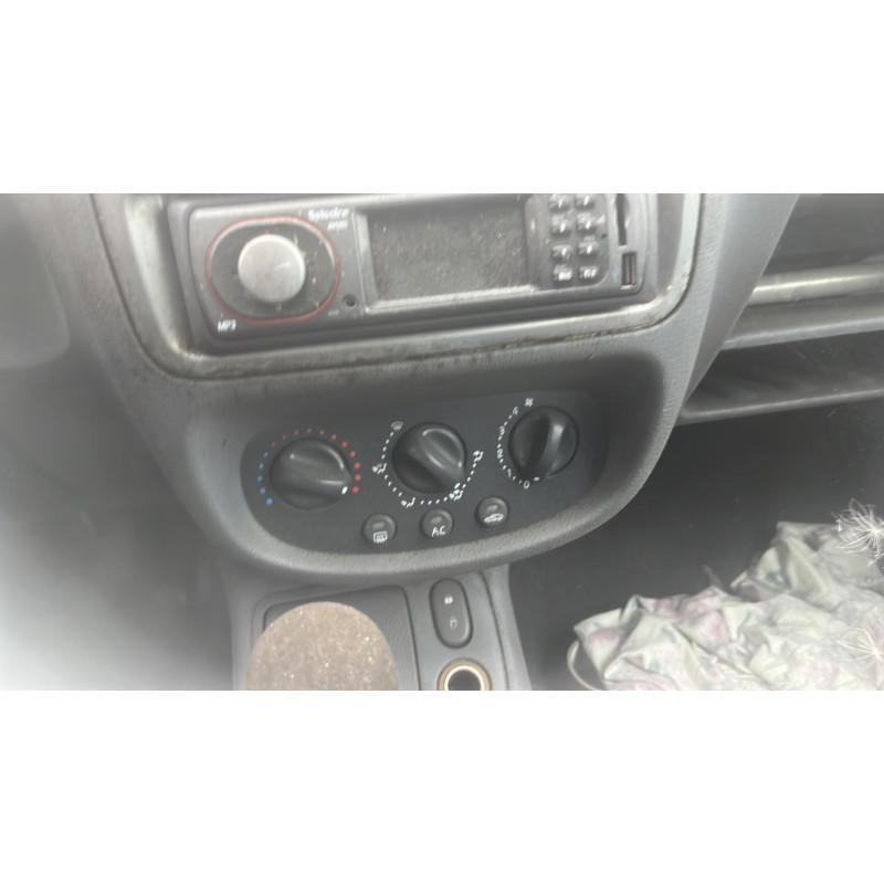 Serrure avant gauche RENAULT CLIO 2 Photo n°7