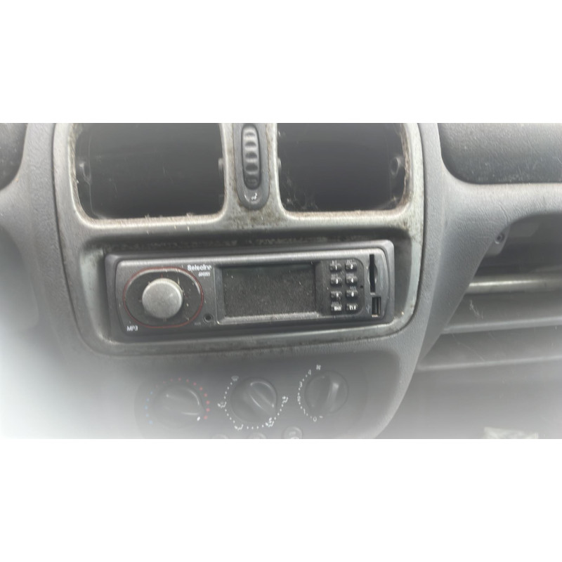 Serrure avant gauche RENAULT CLIO 2 Photo n°9