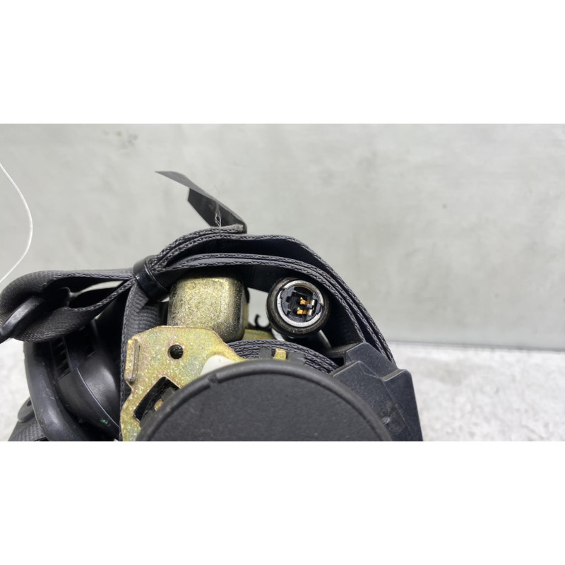Pretensionneur de ceinture arriere gauche RENAULT MEGANE 2 Photo n°4