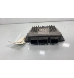 Calculateur moteur RENAULT MEGANE 2