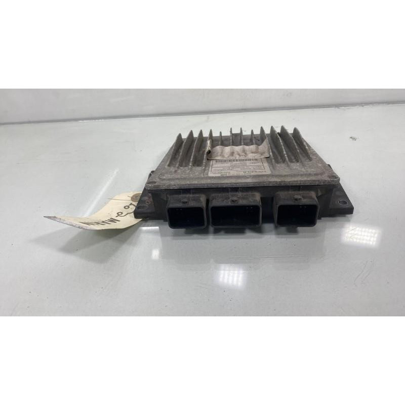 Calculateur moteur RENAULT MEGANE 2 Photo n°3