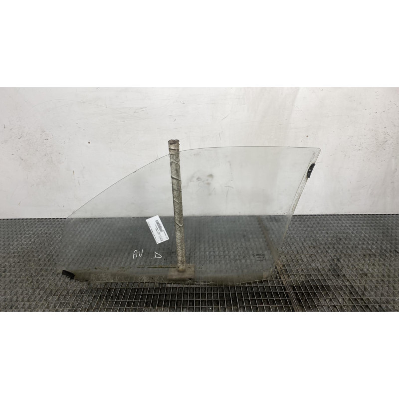 Vitre arriere droit RENAULT CLIO 1 Photo n°3