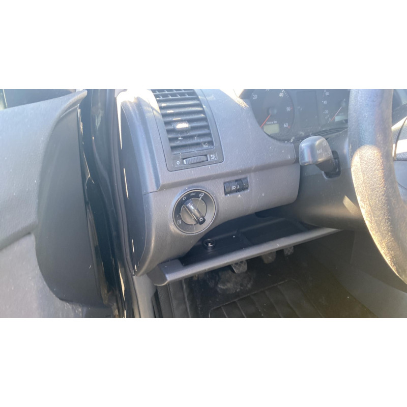 Pretensionneur de ceinture avant gauche VOLKSWAGEN POLO 4 Photo n°15