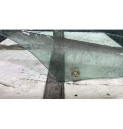 Vitre avant droit PEUGEOT 207