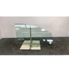 Vitre avant droit PEUGEOT 207