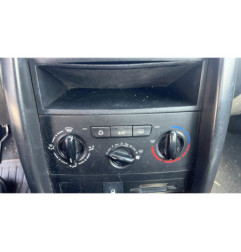 Vitre avant droit PEUGEOT 207