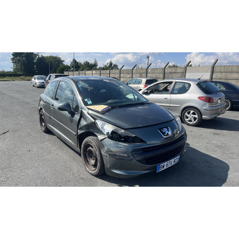 Vitre avant droit PEUGEOT 207 Photo n°12