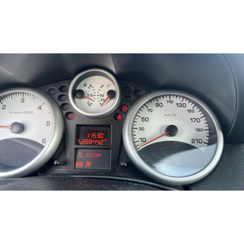 Vitre avant droit PEUGEOT 207 Photo n°16