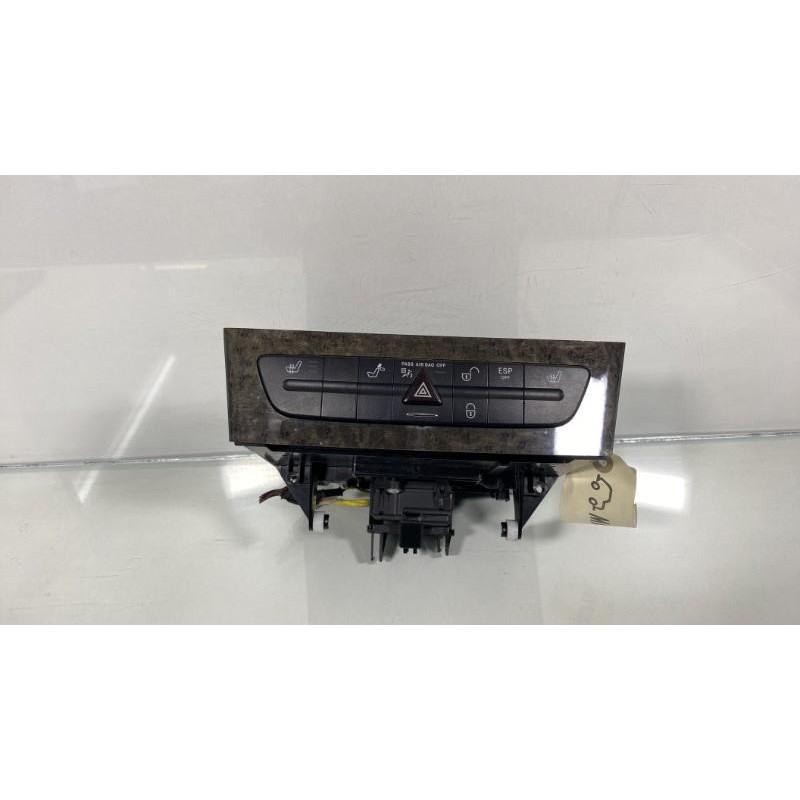 Bouton de warning MERCEDES CLASSE E 211 Photo n°2