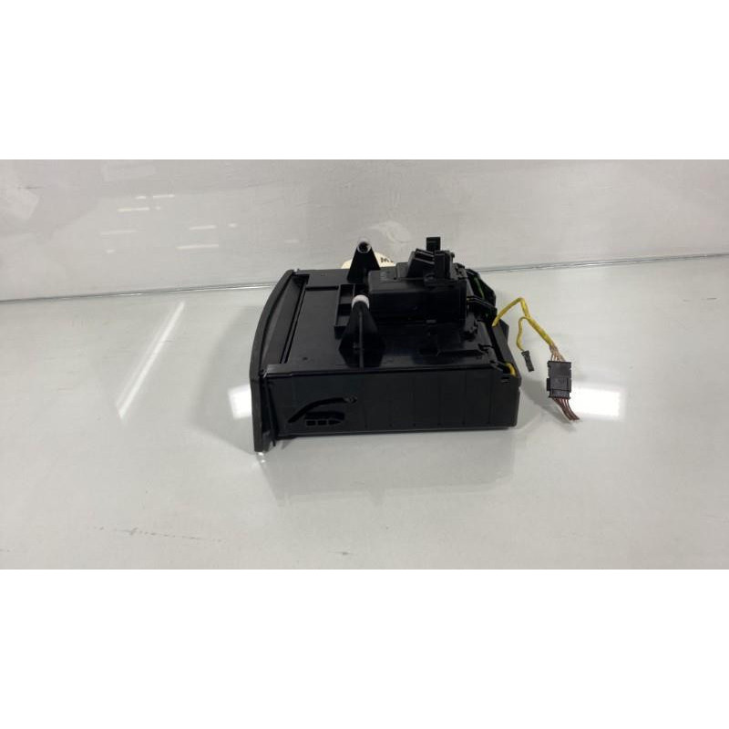 Bouton de warning MERCEDES CLASSE E 211 Photo n°3