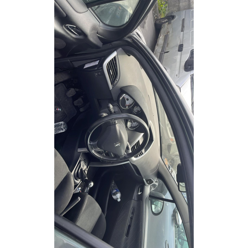Pretensionneur de ceinture avant droit PEUGEOT 207 Photo n°15