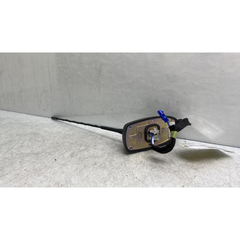Antenne OPEL ASTRA K Photo n°3