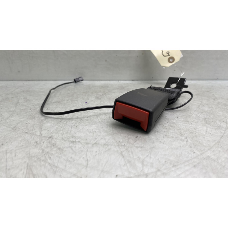 Attache ceinture arriere droit OPEL ASTRA K Photo n°2