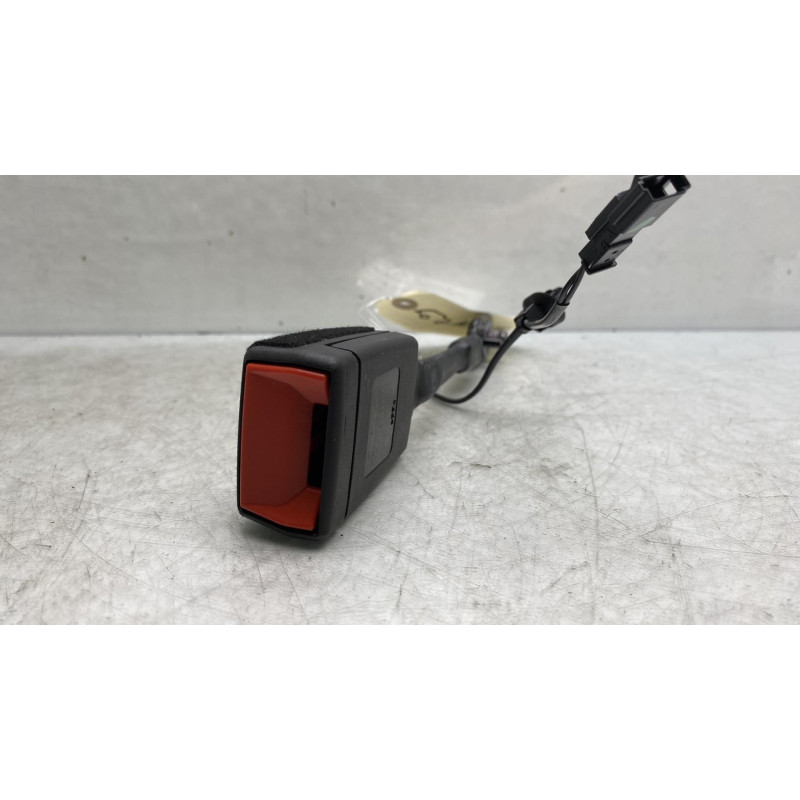 Attache ceinture avant droit OPEL ASTRA K Photo n°2