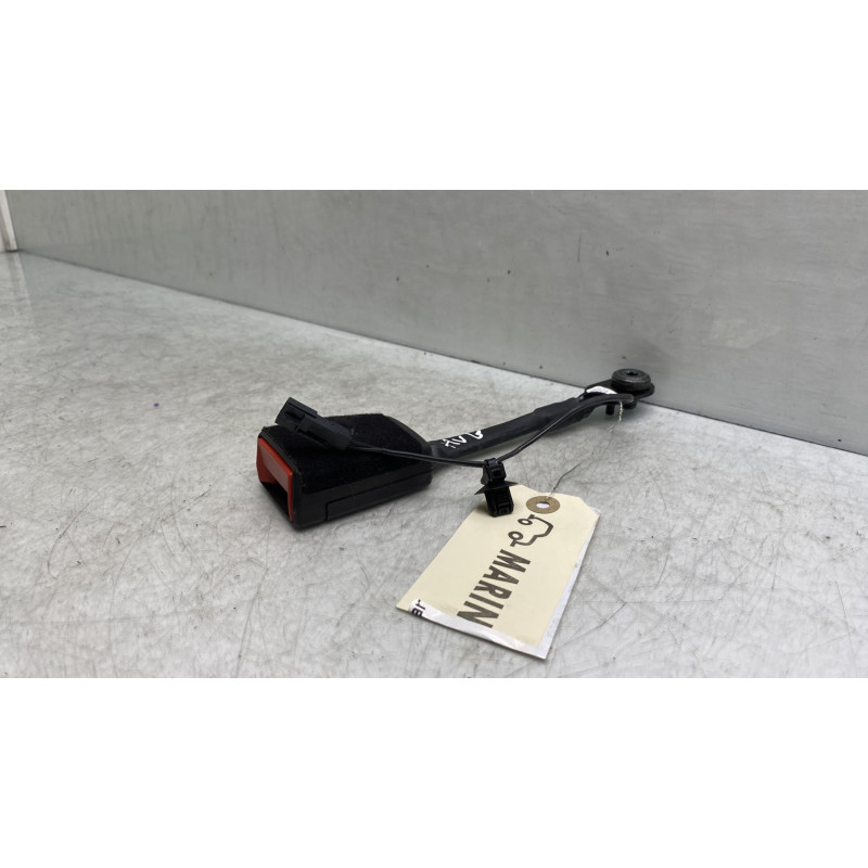 Attache ceinture avant gauche OPEL ASTRA K Photo n°1