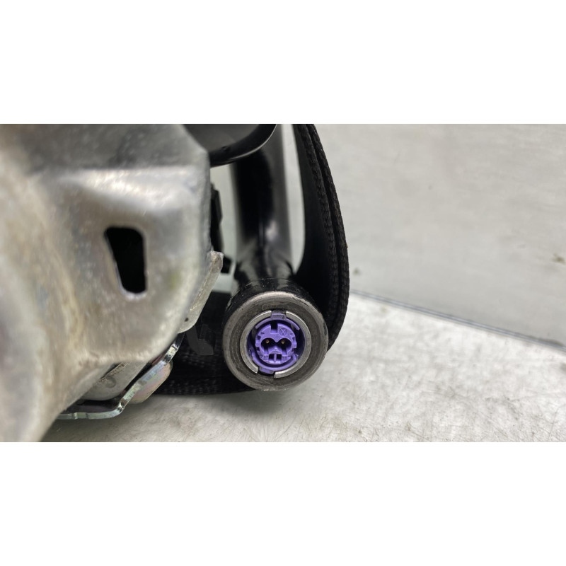 Pretensionneur de ceinture arriere centrale OPEL ASTRA K Photo n°2