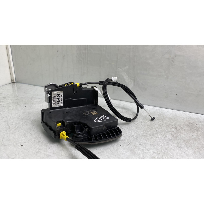 Serrure arriere droit OPEL ASTRA K Photo n°1