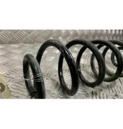 Ressort de suspension arriere droit OPEL ASTRA K Photo n°1