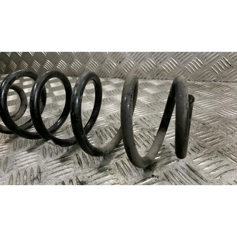 Ressort de suspension arriere droit OPEL ASTRA K Photo n°3
