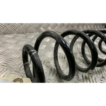 Ressort de suspension arriere gauche OPEL ASTRA K Photo n°1