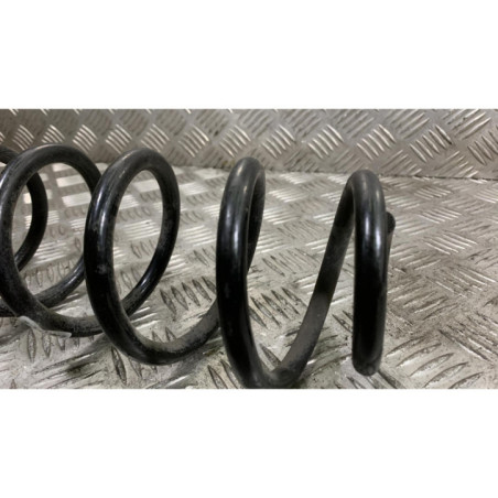 Ressort de suspension arriere gauche OPEL ASTRA K