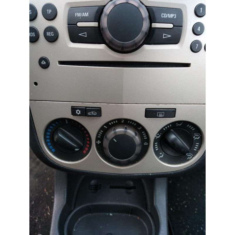 Ceinture avant gauche OPEL CORSA D Photo n°5