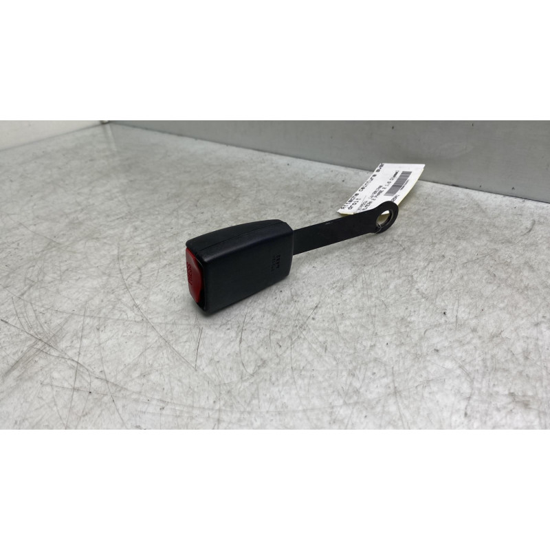 Attache ceinture avant droit NISSAN ALMERA 2 Photo n°1