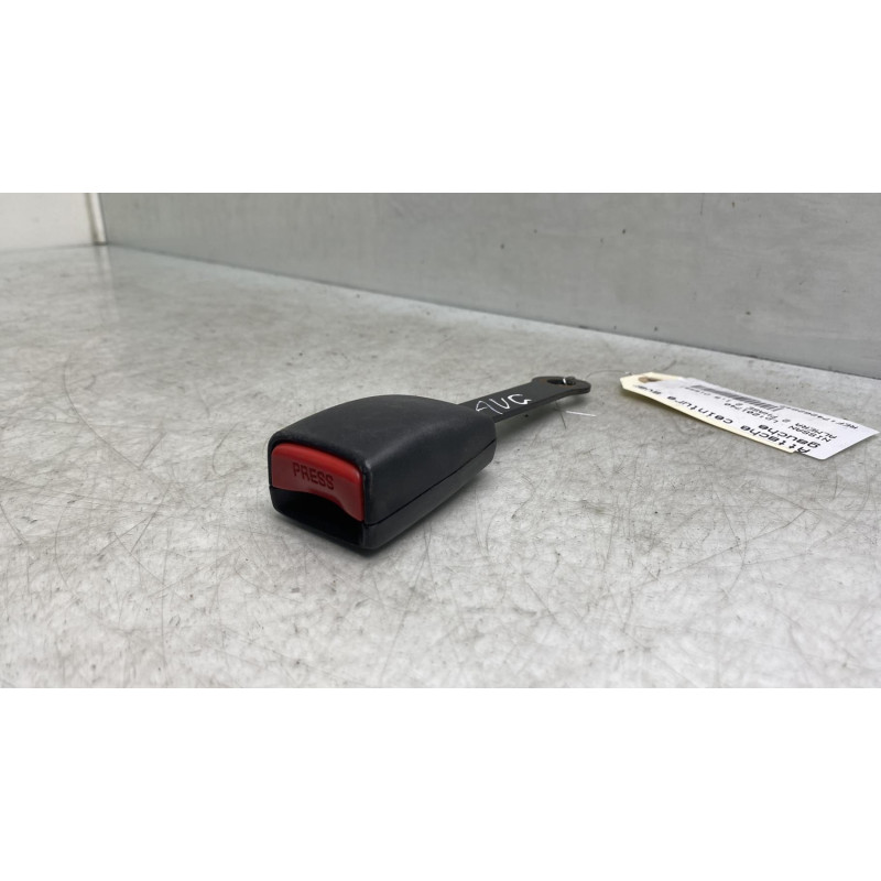 Attache ceinture avant gauche NISSAN ALMERA 2 Photo n°3