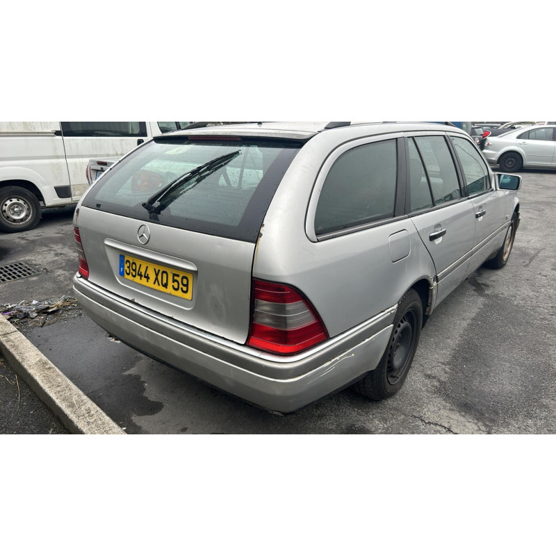 Calandre MERCEDES CLASSE C 202 Photo n°10