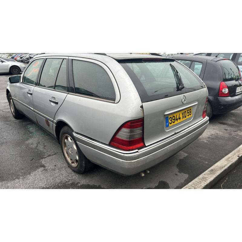 Calandre MERCEDES CLASSE C 202 Photo n°11