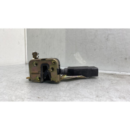 Serrure arriere droit VOLVO S 40 1 Photo n°1