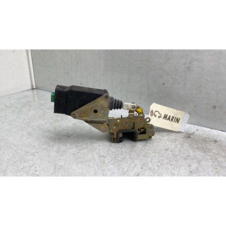 Serrure arriere droit VOLVO S 40 1