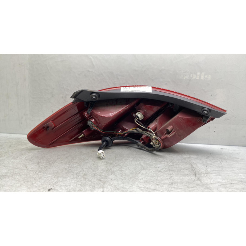 Feu arriere principal droit (feux) HYUNDAI I 20 1 Photo n°2