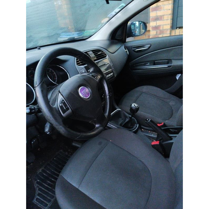 Vitre avant droit FIAT BRAVO 2 Photo n°14