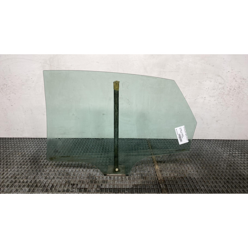 Vitre arriere droit CITROEN C5 1 Photo n°3