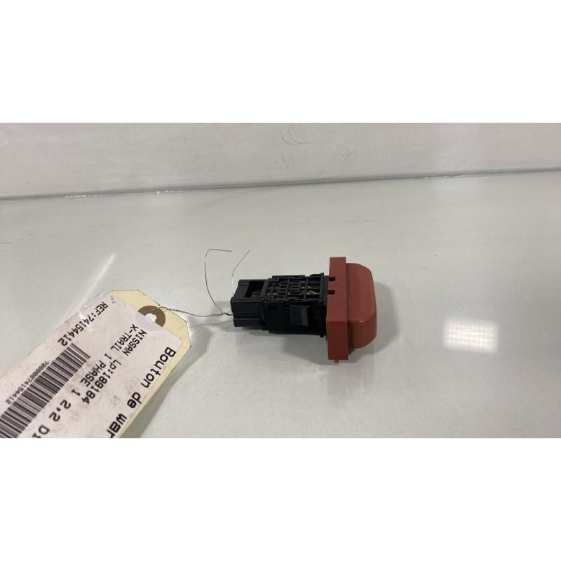 Bouton de warning NISSAN X-TRAIL 1 Photo n°3