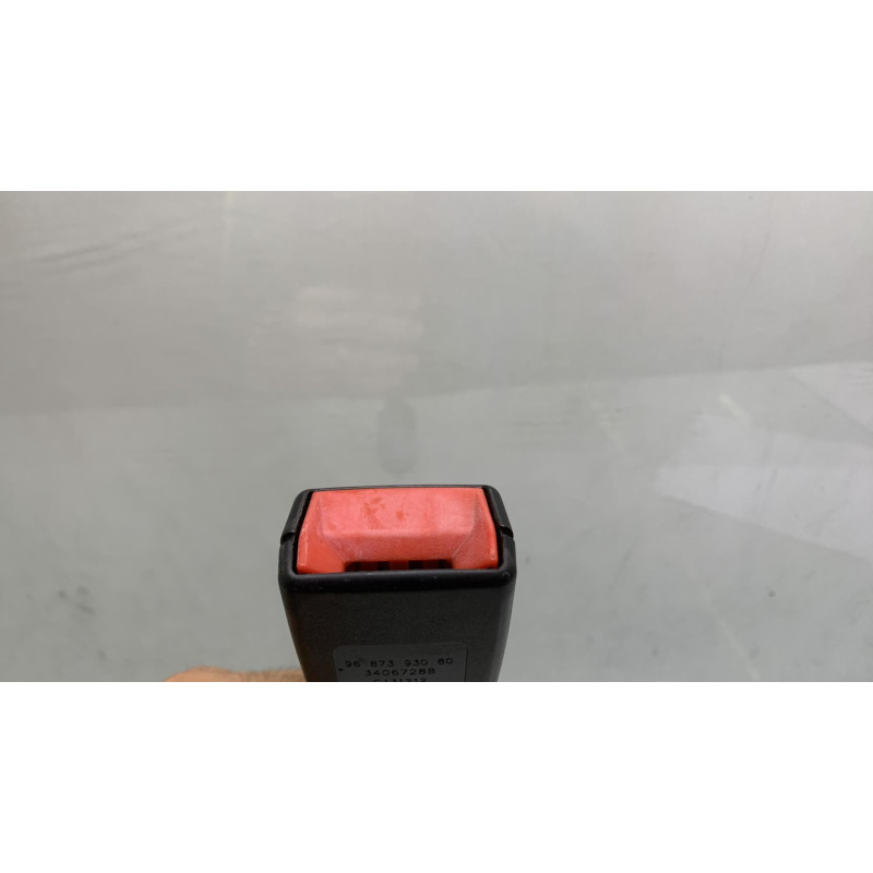 Attache ceinture avant droit CITROEN C3 2 Photo n°1