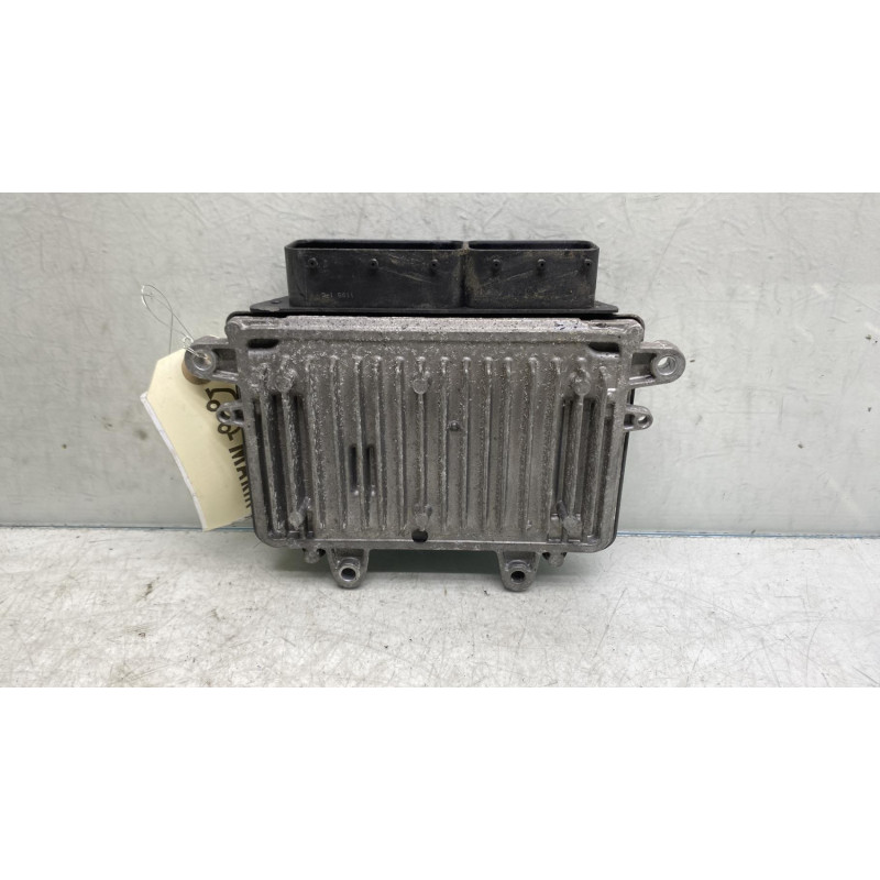 Calculateur moteur MERCEDES CLASSE A 169 Photo n°3