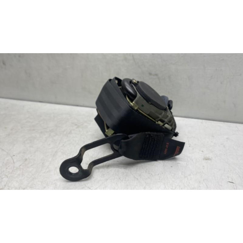 Pretensionneur de ceinture avant droit PEUGEOT 206 Photo n°6