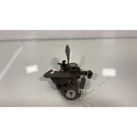 Fermeture de capot PEUGEOT 206