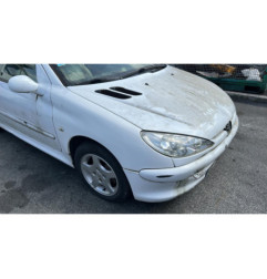 Fermeture de capot PEUGEOT 206